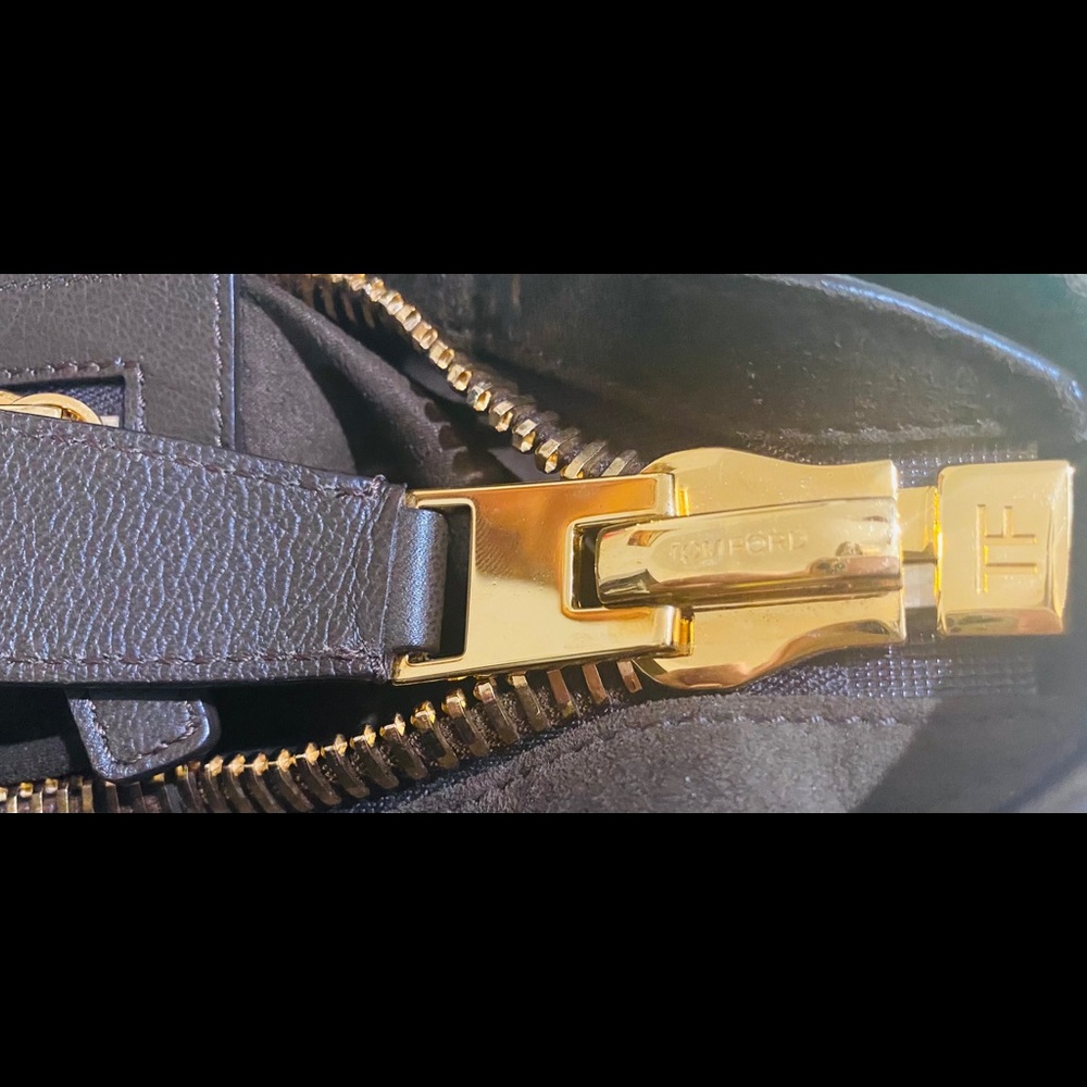 💯% Tom Ford Natalia brown suede turn lock bag - Picture 10 of 13